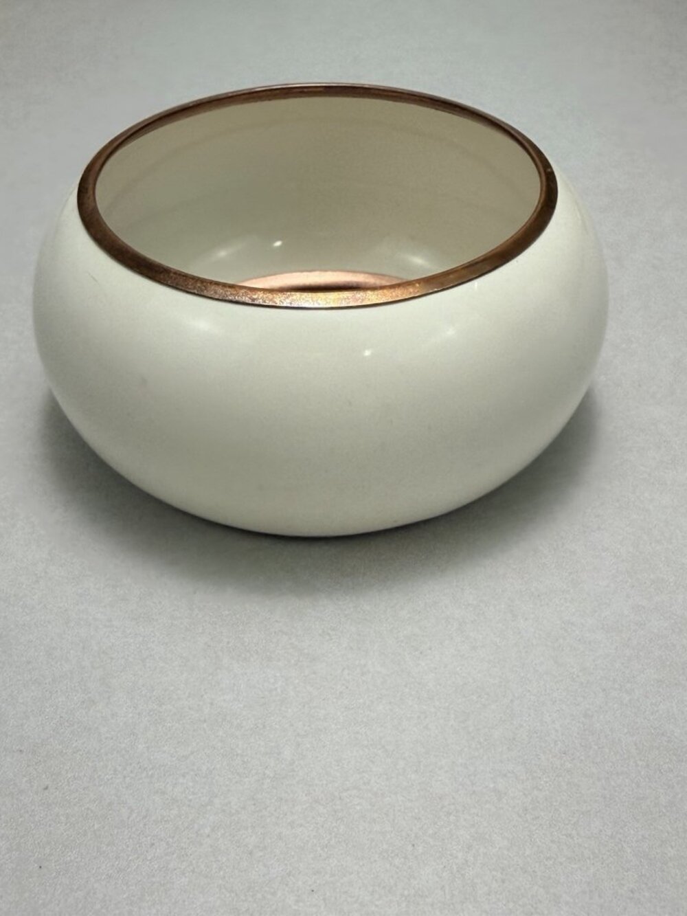 Chunky Beige Enamel Bangle Bracelet Rose Gold Trim Minimalist Modern Size 7.3/4